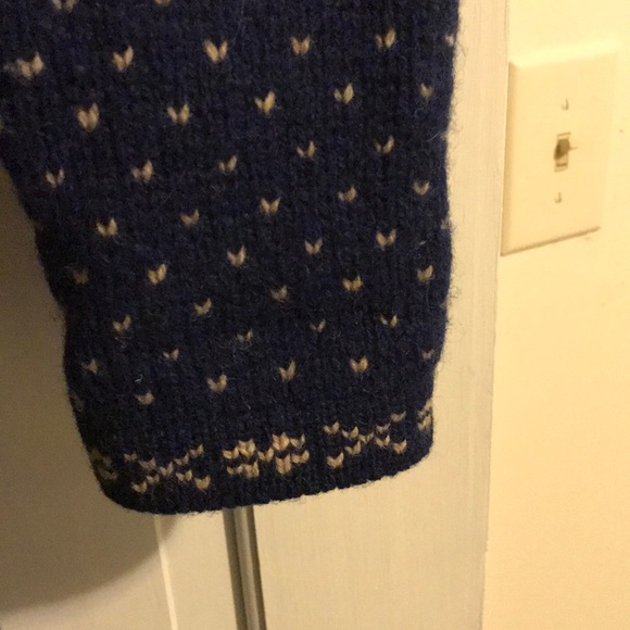 Lands end women’s wool sweater - Picture 4 of 5